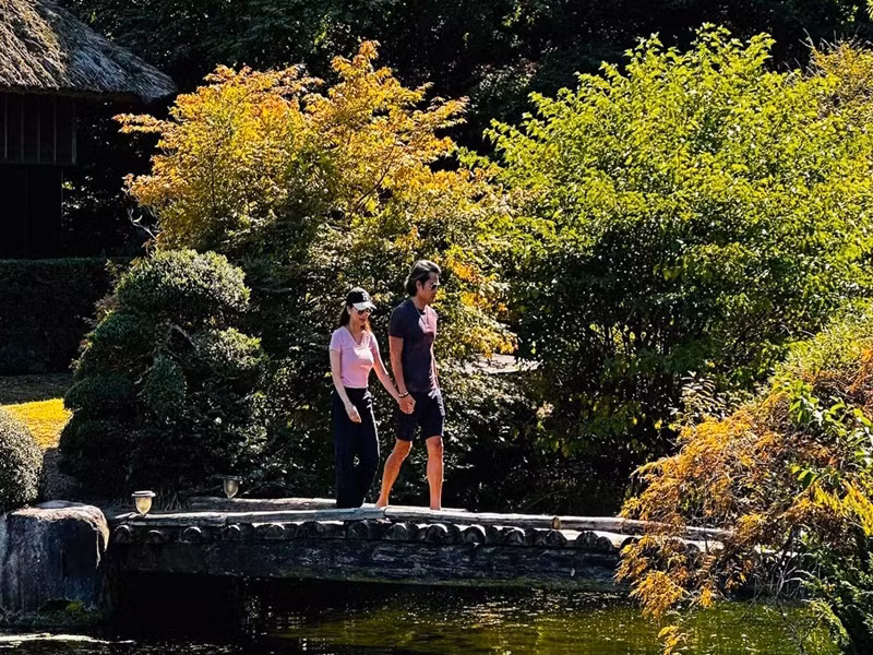 Trịnh Hội kém Kỳ Duyên 5 tuổi.