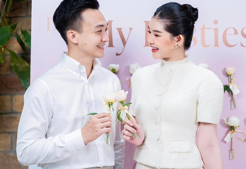  Hoa hậu Ngân Anh và MC Phan Tô Ny bí mật hẹn hò trong hai năm trước khi về chung một nhà vào năm 2022.
