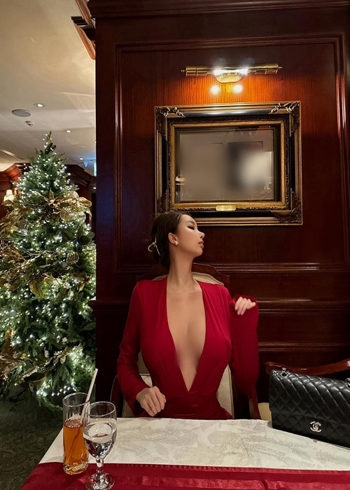 Các bài đăng của cô nàng trên Instagram thu hút hàng chục nghìn người yêu thích, chia sẻ.