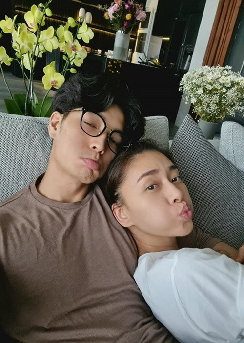 Kết hôn ở tuổi 43, Ngô Thanh Vân chờ đợi đến hơn 10 năm để tìm được người thực sự thấu hiểu mình.