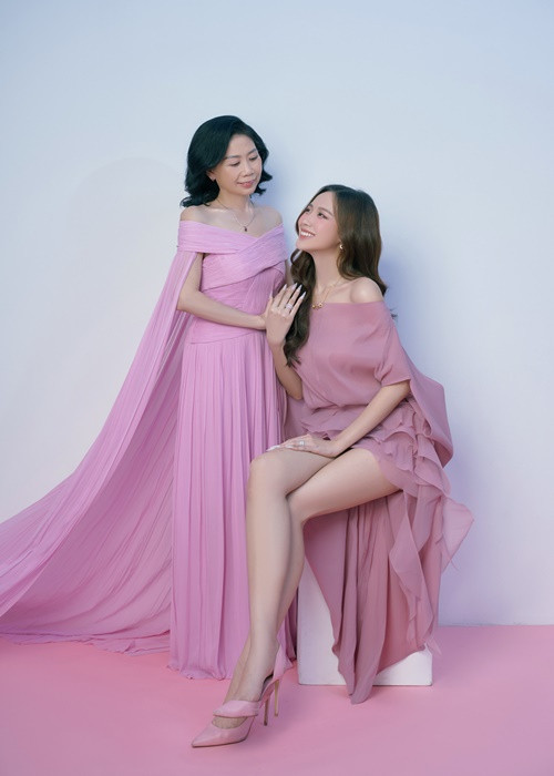 Khán giả nhận xét Bảo Ngọc thừa hưởng nhiều nét đẹp của mẹ.