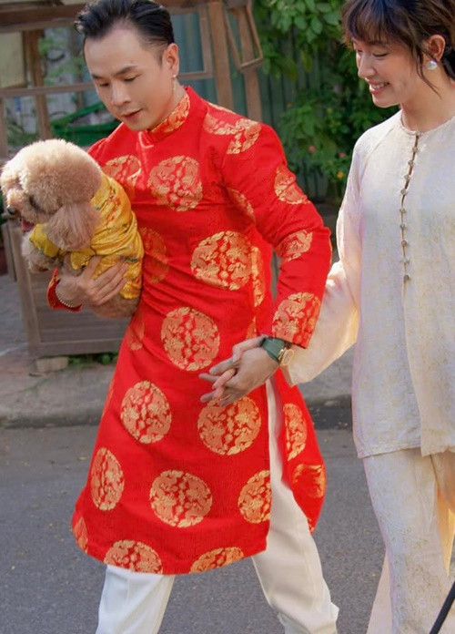 Nữ người mẫu hẹn hò rapper Binz từ năm 2020. Châu Bùi chia sẻ, khi mệt mỏi, gặp áp lực, bạn trai là chỗ dựa tinh thần. Ảnh: FBNV.