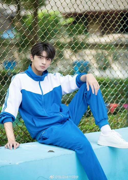 Lâm Nhất sinh năm 1999, có ngoại hình điển trai. Anh từng đóng Gửi thời thanh xuân ấm áp của chúng ta, Đừng rung động vì anh, Cảm ơn em đã sưởi ấm anh. Ảnh: Người Đưa Tin.