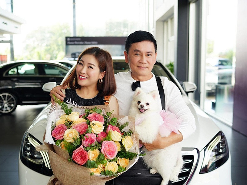 Tháng 6/2020, Mai Sơn sắm xe 5 tỷ tặng Kiều Linh để phục vụ cho những chuyến đi xa.