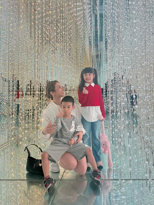 Theo Người Lao Động, Diệp Lâm Anh nuôi dưỡng con gái, còn con trai giao cho Nghiêm Đức. Bên cạnh đó, hội đồng xét xử phúc thẩm ghi nhận sự tự nguyện của Nghiêm Đức về việc cấp dưỡng nuôi con gái mỗi tháng 50 triệu đồng.