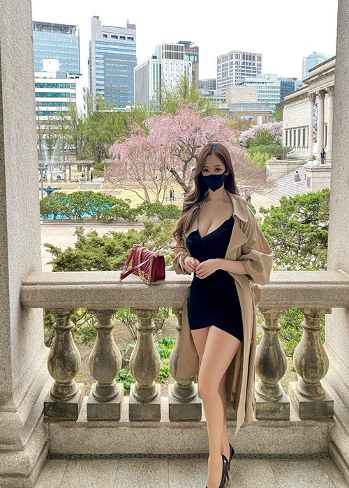 Na Hyun làm người mẫu ảnh tại Hàn Quốc.