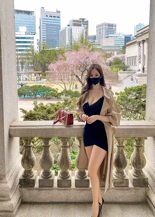 Na Hyun làm người mẫu ảnh tại Hàn Quốc.