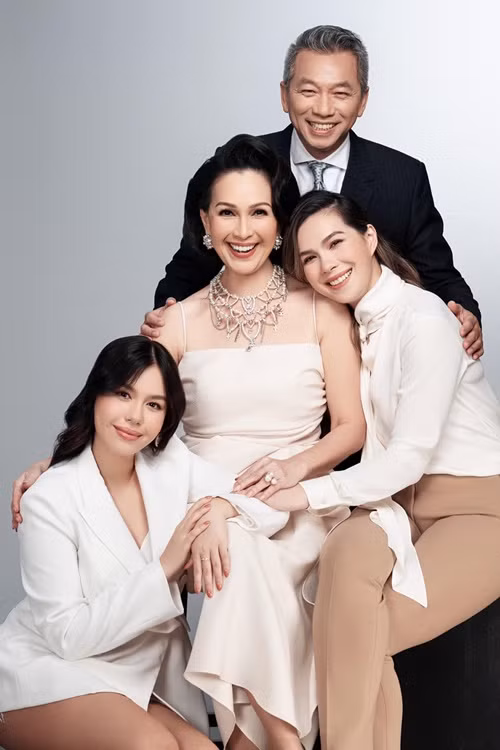 Thùy My am hiểu về thời trang, thiết kế website, giỏi nấu ăn, có khả năng đánh đàn guitar, cưỡi ngựa, chơi tennis, bơi lội.