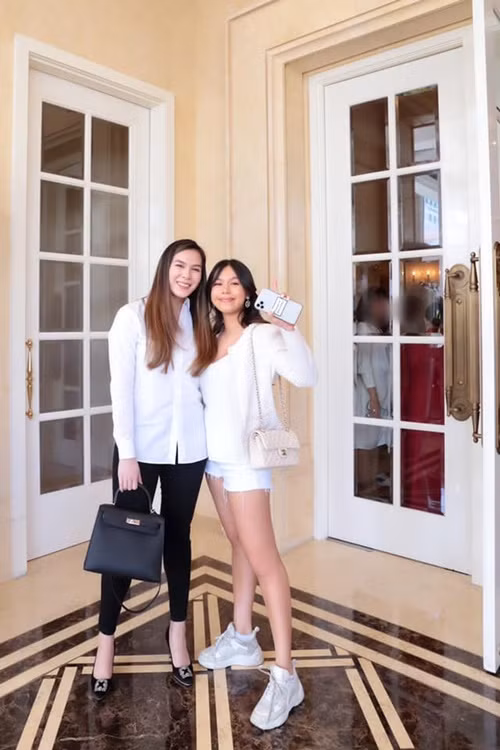 Quế My - con gái thứ hai của Diễm My cũng tốt nghiệp trường danh giá ở Mỹ.