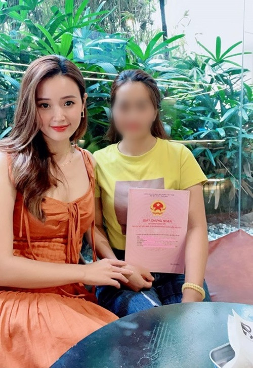 Midu kinh doanh bất động sản khá mát tay. Nữ diễn viên từng tiết lộ “chốt đơn” bán 21 lô đất chỉ trong một buổi tối.