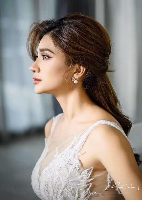 Ngoài hoạt động nghệ thuật, Kim Tuyến còn kinh doanh.