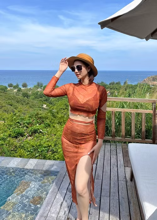 Những năm qua, nữ diễn viên làm mẹ đơn thân.