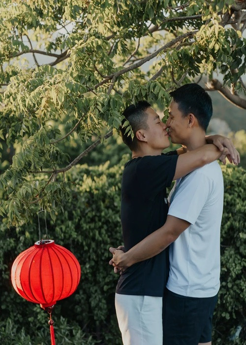 Adrian Anh Tuấn và người bạn đời đều có sở thích đi du lịch.