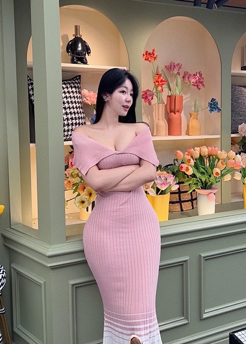 Moon Joo Hee có nhiều người hâm mộ nhờ vẻ đẹp khác biệt trong dàn hot girl người Hàn Quốc.