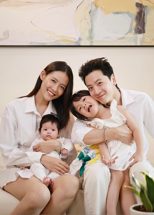 Phí Ngọc Hưng thường hay trêu chọc con gái đầu lòng trên sóng truyền hình.