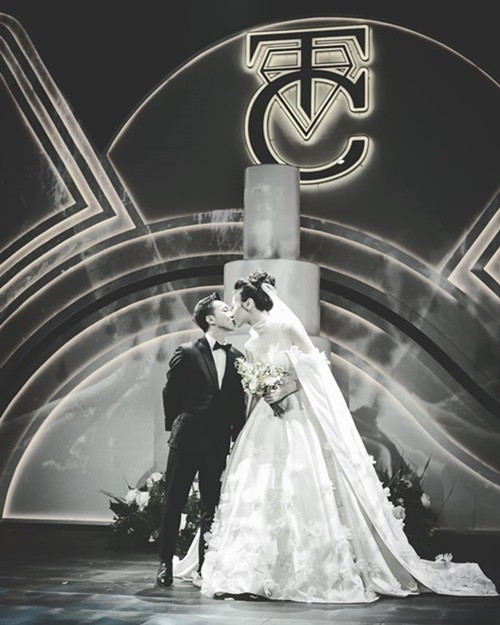 Đàm Thu Trang - Cường Đô la yêu cầu khách mời không dẫn theo trẻ em dưới 5 tuổi đến dự đám cưới của hai người.