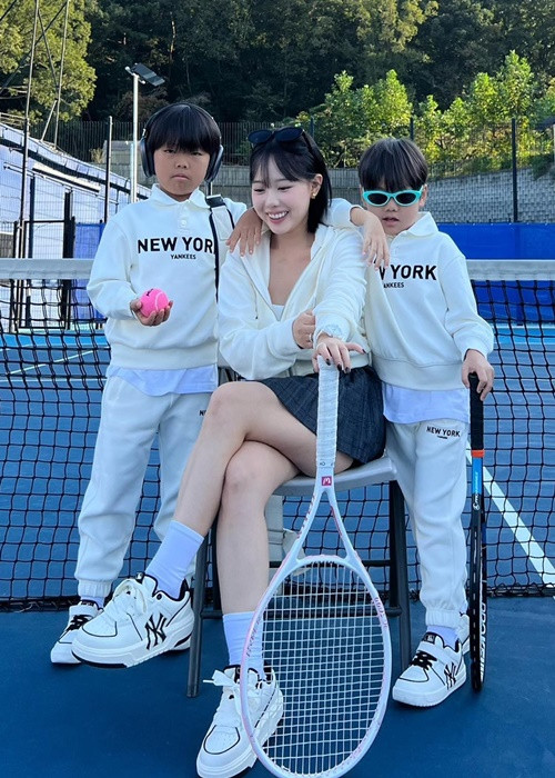 Hong Young Ki nỗ lực xây dựng sự nghiệp riêng sau khi có con.