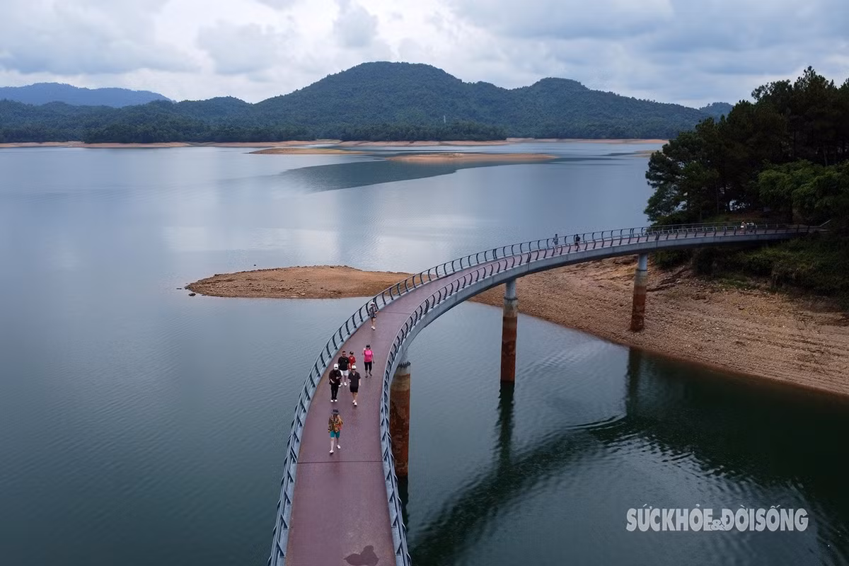 Sau khi hoàn thành đưa vào sử dụng, công trình không chỉ phục vụ nhân dân đến dâng hương, vãn cảnh tại đền thờ mà còn thể hiện tình cảm thiêng liêng, lòng biết ơn của các thế hệ người Hà Tĩnh đối với Tổng Bí thư Lê Duẩn. Đây cũng là "địa chỉ đỏ" giáo dục truyền thống yêu nước cho các thế hệ mai sau.