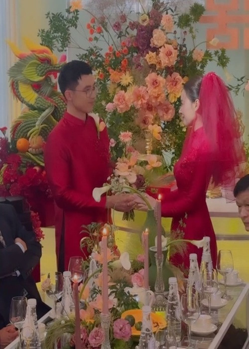 Chồng Midu có gia thế "khủng". Anh là con trai của ông Trần Duy Hy - Tổng giám đốc công ty nhựa Duy Tân. Ảnh: Hoa Học Trò.