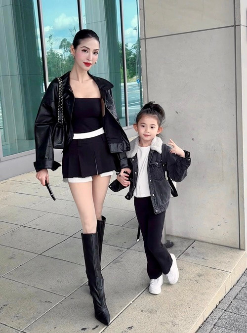 Được nhận xét nhan sắc thăng hạng, trong cuộc phỏng vấn với Phụ Nữ Số, Mai Hồ cho biết: "Có lẽ do tâm mình an yên hơn nên chắc vẻ ngoài cũng viên mãn hơn chăng?".