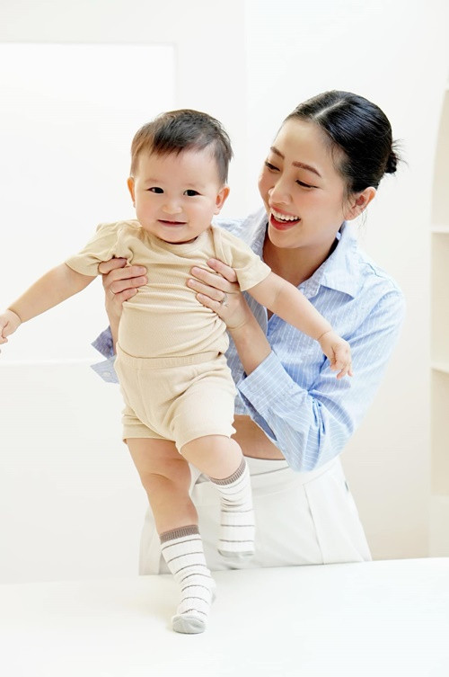 "Có lẽ tôi đưa hình ảnh Luka lên hơi sớm nhưng chuyện này trước sau cũng sẽ đến. Đổi lại, sự đồng cảm và lời chúc phúc ngọt ngào của mọi người giúp tôi mạnh mẽ hơn", nữ MC trải lòng trong cuộc phỏng vấn với Vietnamnet.