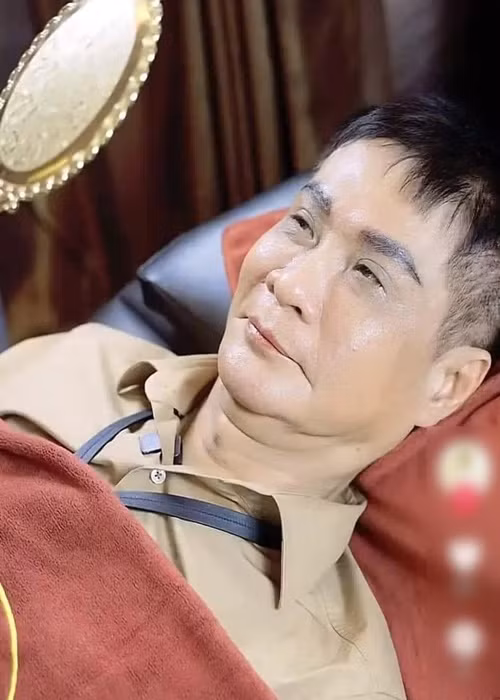 Dao dien Le Hoang lam dep o tuoi U70, vo khong bao gio ghen