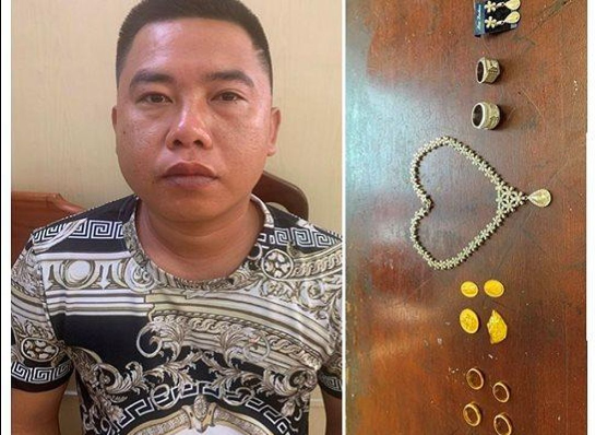  Đột nhập nhà dân trộm tài sản trên 1,5 tỷ đồng: Lê Đức Vũ (SN 1990, trú huyện Cát Hải, TP Hải Phòng) thấy nhà chị C. (SN 1999, trú tại tổ dân phố 18, thị trấn Cát Bà, huyện Cát Hải) không khóa cửa nên đã lẻn vào trộm cắp nhiều tài sản. Tổng giá trị tài sản khoảng 1,5 tỷ đồng. Ngày 18/11, Công an TP Hải Phòng cho biết vừa bắt giữ Lê Đức Vũ để điều tra về hành vi trộm cắp tài sản. 