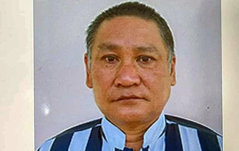  Truy nã phạm nhân trốn khỏi Trại giam Thủ Đức Z30D: Ngày 10/11, Trại giam Thủ Đức (Cục C10 Bộ Công an) cho biết đang truy nã phạm nhân Đinh Viết Dũng (57 tuổi, quê Lâm Đồng, tạm trú TP HCM) đã trốn khỏi nơi giam giữ khi đang thụ án 15 năm tù. Theo Trại giam Thủ Đức, khi bỏ trốn, Đinh Viết Dũng mặc quần dài màu xám, áo dài tay màu xanh đen có nón trùm đầu, mang giày bata trắng, tay cầm rựa và bình nước màu trắng… Đặc điểm nhận dạng của phạm nhân Đinh Viết Dũng cao 1,75 m, sống mũi khum, nốt ruồi dưới đuôi mày phải. 