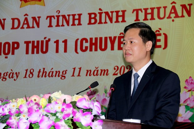 Từ tháng 6/2005: Ông là chuyên viên, sau đó là Phó Chánh Thanh tra phụ trách Thanh tra Sở TT&amp;TT tỉnh Nghệ An; Bí thư Chi đoàn Cơ quan. 