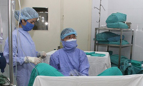 Buoc tien moi trong viec chua benh son tieu cua phu nu sau sinh