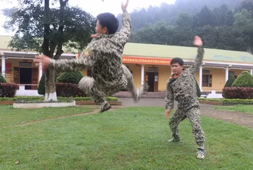 Nhanh nhẹn, mạnh mẽ, quyết đoán. Ảnh: QĐND.