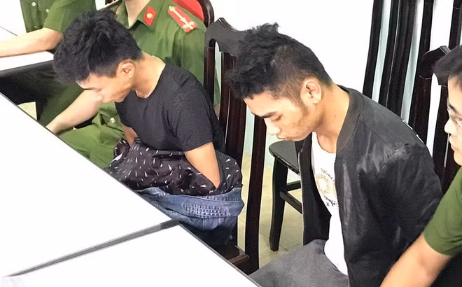 Đến ngày 26/9/2019, do hết tiền nên Giáp bàn bạc và rủ Trường buổi tối ra khu vực bến xe Mỹ Đình để cướp tài sản của lái xe ôm lấy tiền ăn tiêu.