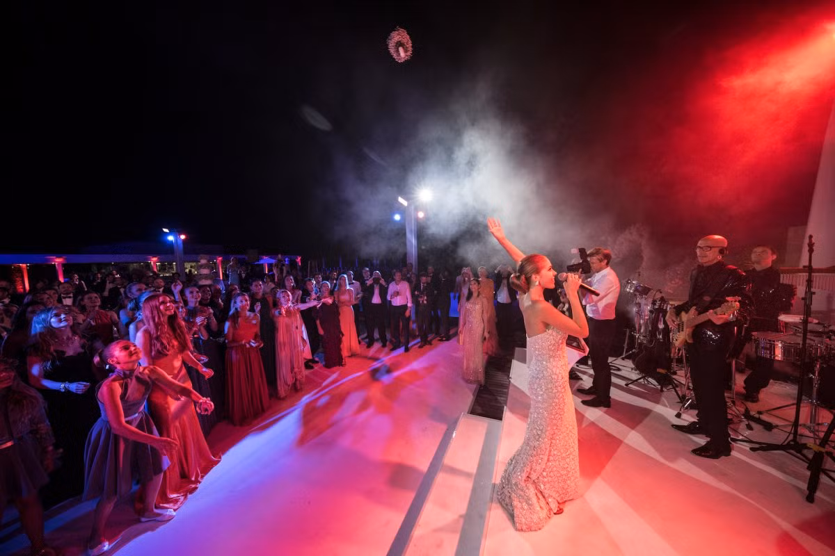 Một khoảnh khắc trong đám cưới trị giá hàng triệu USD.