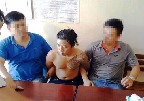 Nghi phạm bị Công an bắt giữ sau hơn 24 tiếng đồng hồ xảy ra vụ án.