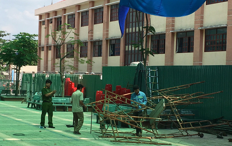 Sau khi xảy ra sự cố, Công an huyện Bình Chánh phối hợp với các ngành liên quan đã tổ chức khám nghiệm hiện trường để điều tra làm rõ.