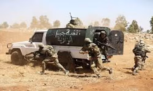 “Lực lượng NLF buộc phải củng cố những căn cứ cuối cùng để tránh rơi vào tay phiến quân HTS”, nguồn tin cho hay. Mặc dù các tay súng phiến quân do Ankara hậu thuẫn này chưa cần tiếp viện vào thời điểm hiện tại nhưng chúng sẽ gặp rắc rối lớn nếu Quân đội Syria mở cuộc tấn công ở vùng nông thôn phía bắc tỉnh Hama. Ảnh: AN.