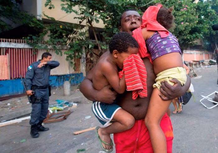 Quoc gia nao co luc luong canh sat 