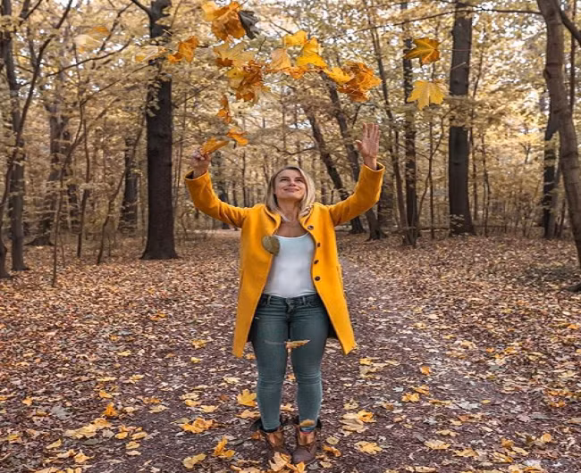 Ngan ngo nhan sac nu canh sat xinh dep nhat nuoc Duc-Hinh-11