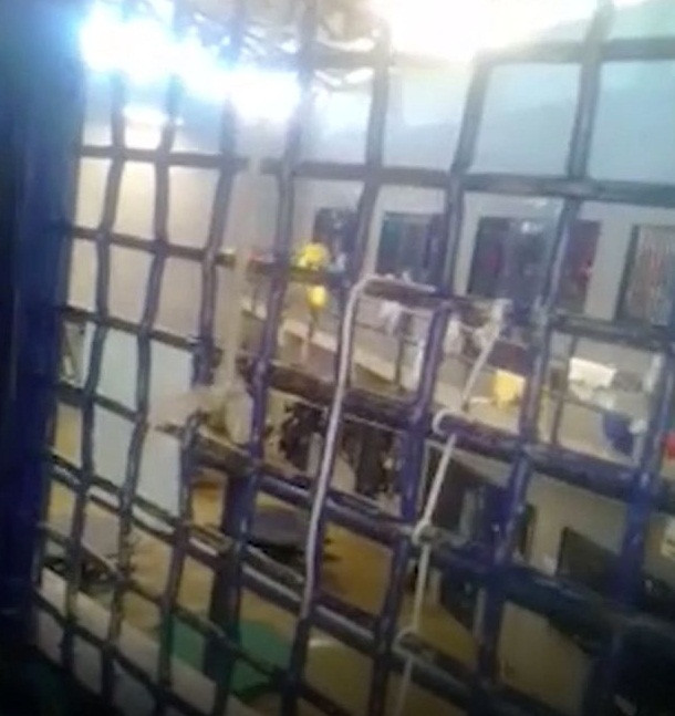 Những sợi dây thừng được sử dụng để vận chuyển ma tuý từ phòng giam này sang phòng giam khác.