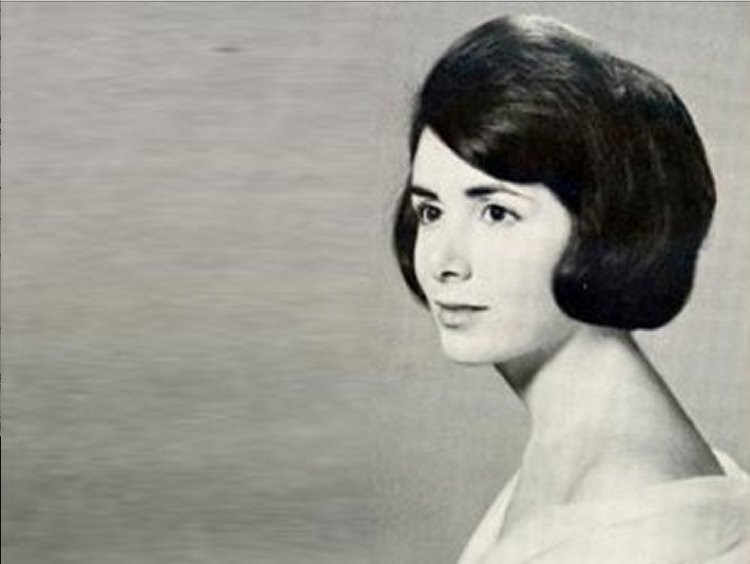 Nancy Pelosi: Tu ba noi tro den nguoi phu nu quyen luc nhat nuoc My