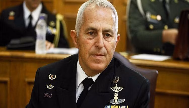 Bat ngo than the Tan Bo truong Quoc phong Hy Lap-Hinh-5