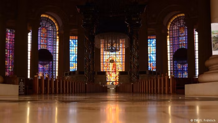 Theo DW, đám cưới và tang lễ không được phép tổ chức trong thánh đường này. Ảnh: DW.