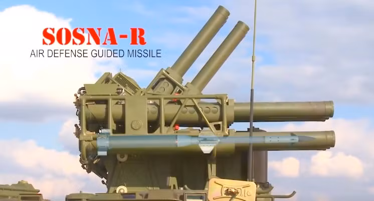 Tên lửa Sosna-R 9M337 (SA-24) có thể mang hai đầu đạn có trọng lượng tổng cộng 7 kg. Trong đó có đầu đạn phát nổ khi bay gần mục tiêu và đầu đạn xuyên giáp khi va chạm mục tiêu. Ảnh: AR.