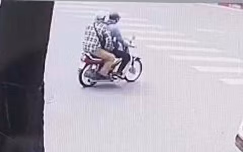 No sung cuop ngan hang BIDV: Rai 52 to tien xuong duong de tau thoat