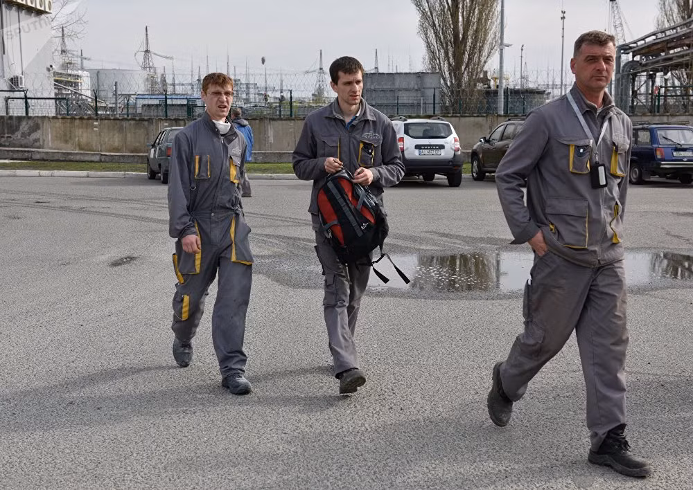 Các công nhân làm việc tại khu vực Chernobyl.