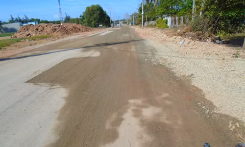 Nhung vu tai nan giao thong tham khoc tuan qua (30/11 - 5/12/2015)-Hinh-2