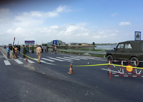 Nhung vu tai nan giao thong tham khoc tuan qua (30/11 - 5/12/2015)-Hinh-3