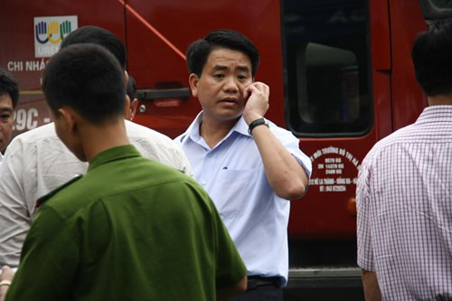 Trong vụ sập nhà cổ Trần Hưng đạo xảy ra ngày 22/9/2015 khiến 8 người thương vong, ngay sau khi nhận được tin báo, Giám đốc công an Hà Nội đã có mặt tại hiện trường chỉ đạo lực lượng tìm kiếm cứu nạn.