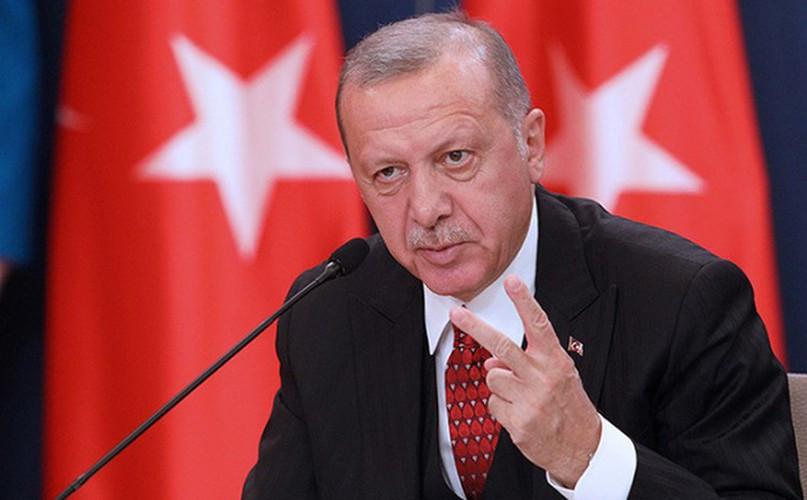 "Hôm thứ Tư, Tổng thống Recep Tayyip Erdogan nói rằng không một lực lượng vũ trang hay máy bay chiến đấu nào có thể đe dọa quân đội Thổ Nhĩ Kỳ tại địa bàn phía Tây Bắc Syria".