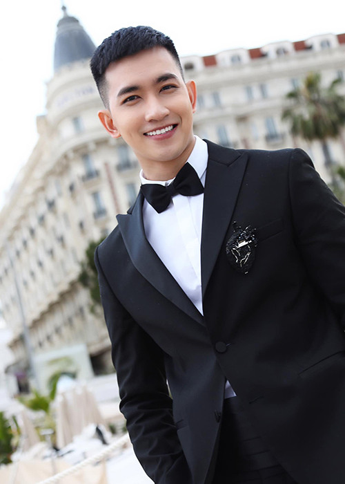 Võ Cảnh hiện gây chú ý khi xuất hiện tại Cannes 2019. Ảnh: FBNV